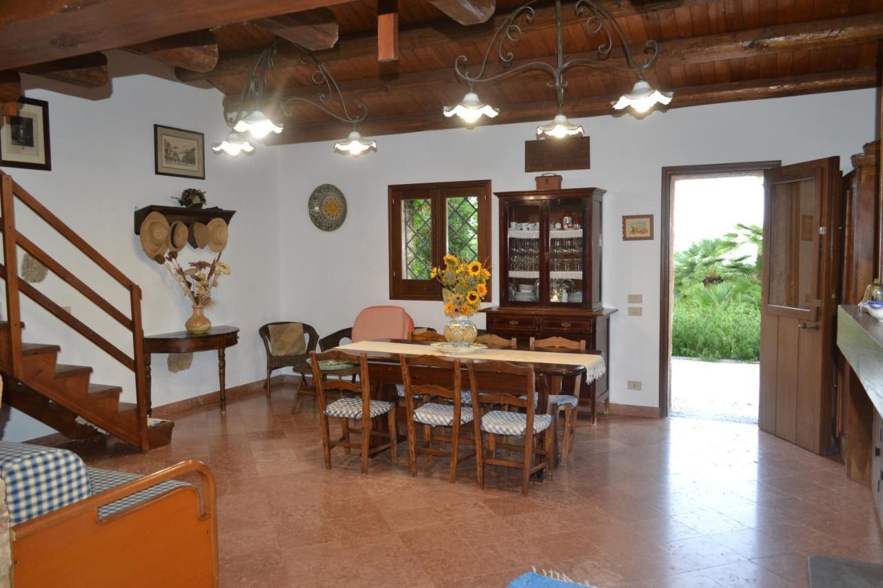 Villa Paradiso Riserva Naturale Monte Cofano Castelluzzo Luaran gambar